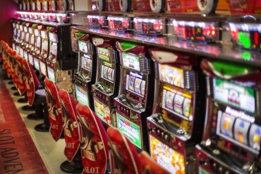 Live dealer table with real dealer and game interface at surga22 slot
